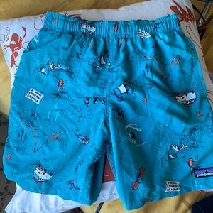 Patagonia boys baggies size S